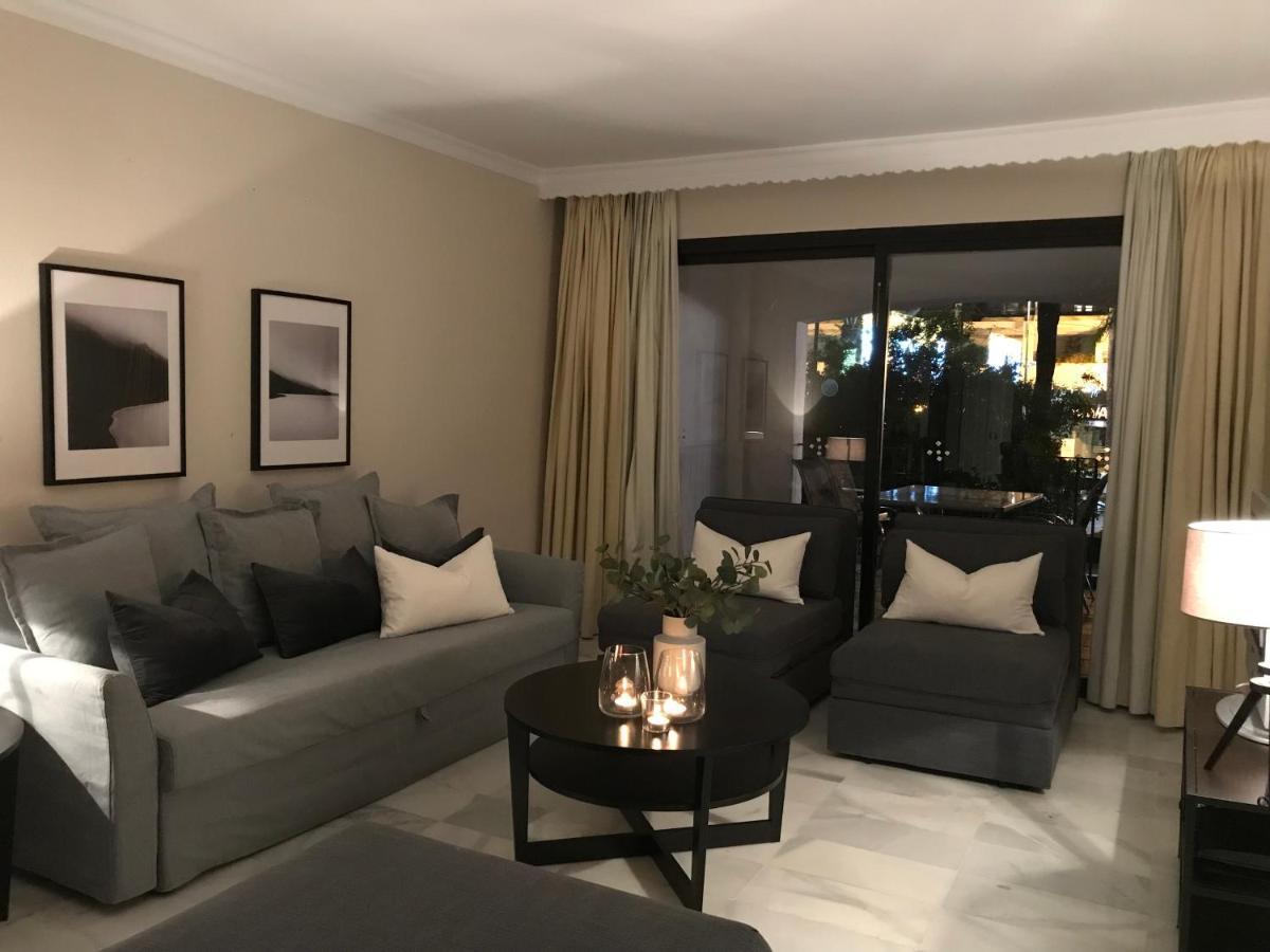 Large And Elegant In Puerto Banus With Pools And Paddle Daire Marbella Dış mekan fotoğraf
